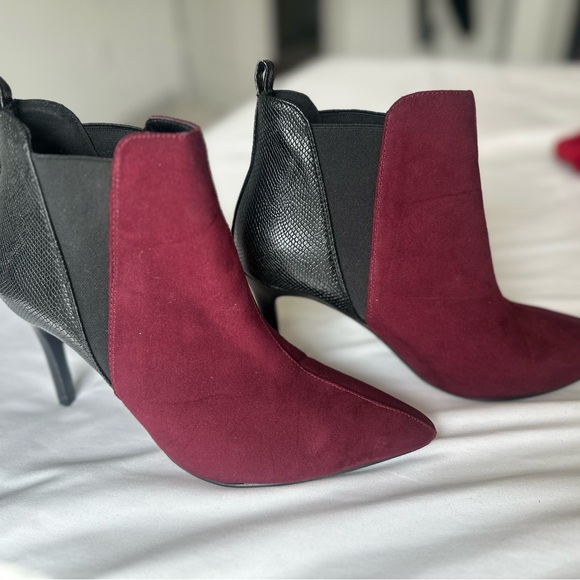 Imported booties - Picture 1 of 2